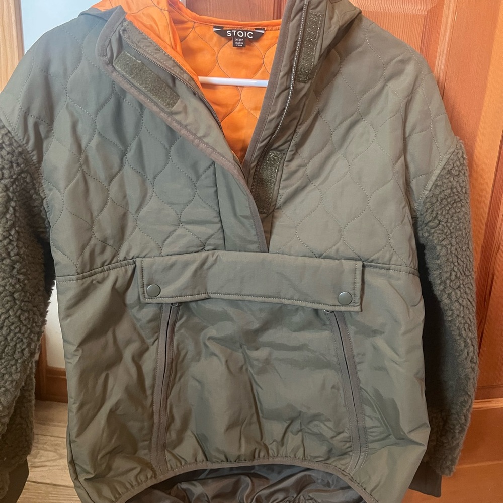 Women’s Stoic Pullover Jacket